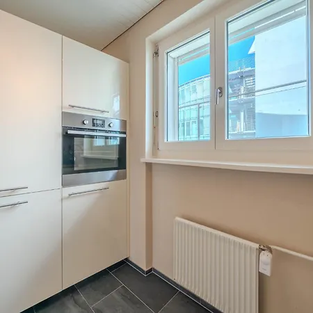 Viktoria B33 By Vacations, Exklusive App Mit Bergblick Im Zentrum 아파트 아로사