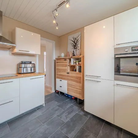 Viktoria B33 By Vacations, Exklusive App Mit Bergblick Im Zentrum Apartment