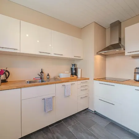 Viktoria B33 By Vacations, Exklusive App Mit Bergblick Im Zentrum アローザ