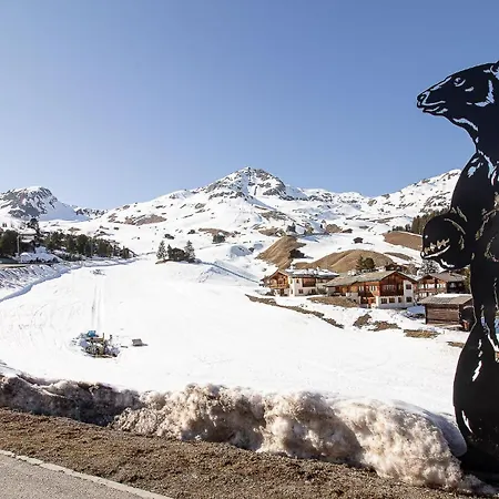 Viktoria B33 By Vacations, Exklusive App Mit Bergblick Im Zentrum