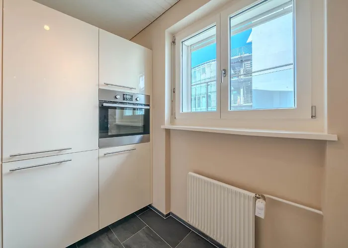 Viktoria B33 By Vacations, Exklusive App Mit Bergblick Im Zentrum Διαμέρισμα Αρόζα