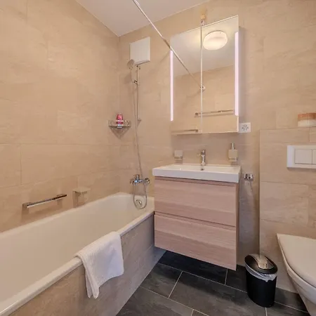 Viktoria B33 By Vacations, Exklusive App Mit Bergblick Im Zentrum Apartmán Arosa