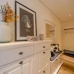 Viktoria B33 By Vacations, Exklusive App Mit Bergblick Im Zentrum * 아로사