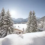 Viktoria B33 By Vacations, Exklusive App Mit Bergblick Im Zentrum Appartamento